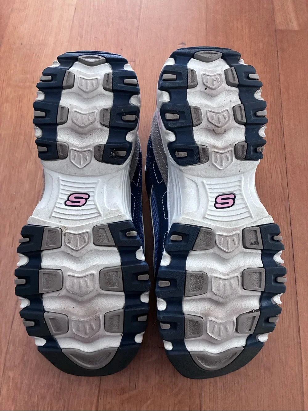 Skechers Women's Navy and Gray Lace-Up Memory Foam Sneakers